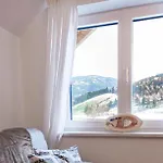 Dorfnest Διαμέρισμα Sankt Margarethen im Lungau
